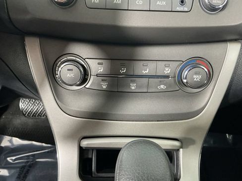 Used 2014 Nissan Sentra SV FWD image 27