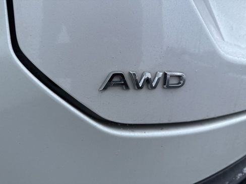 Used 2023 Honda Pilot EX-L image 4