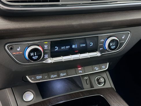 Used 2023 Audi Q5 2.0T Premium w/ Convenience Package image 24