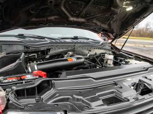 Used 2019 Ford F250 XLT w/ XLT Premium Package image 11