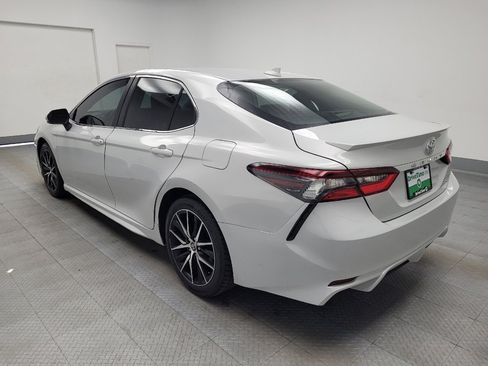 Used 2023 Toyota Camry SE image 5