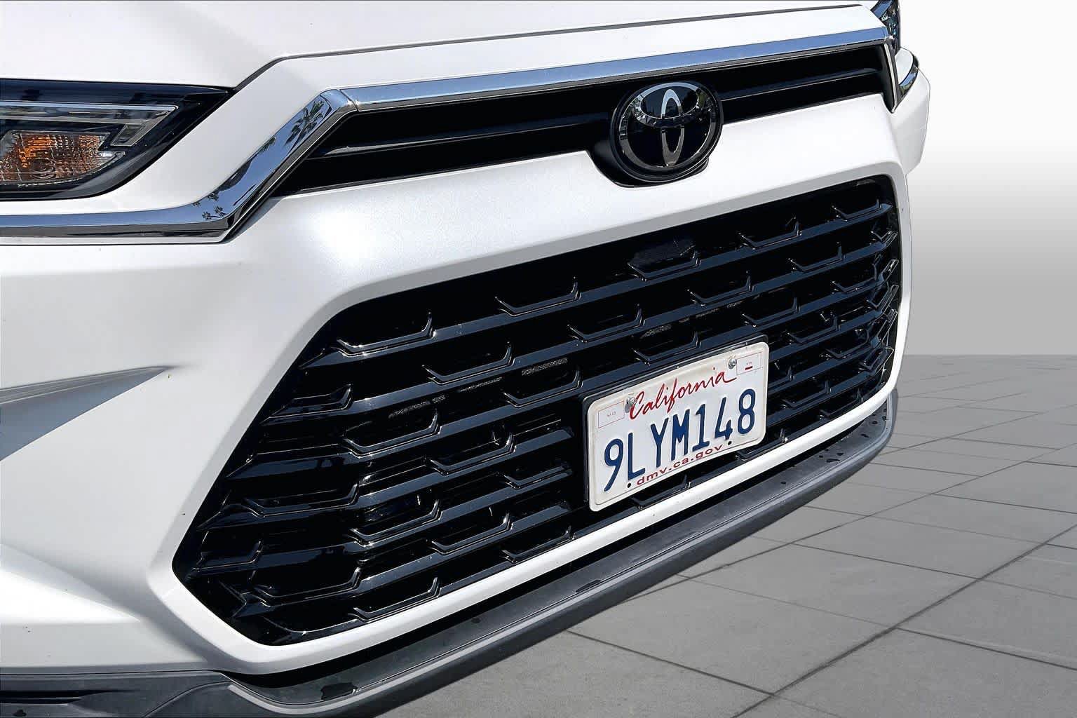 Used 2024 Toyota Grand Highlander FWD image 29
