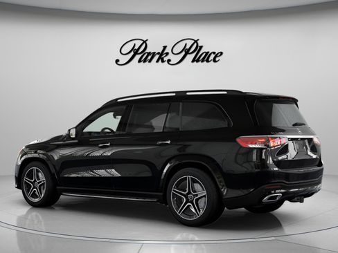 New 2026 Mercedes-Benz GLS 450 4MATIC image 12