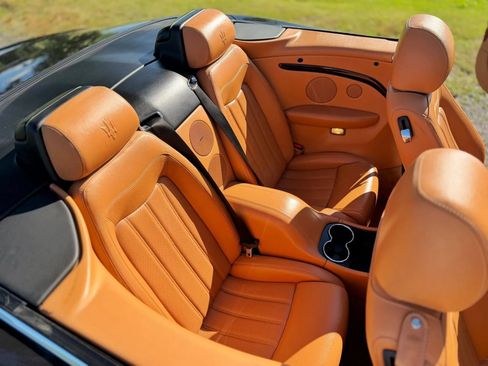 Used 2010 Maserati GranTurismo Convertible RWD image 67