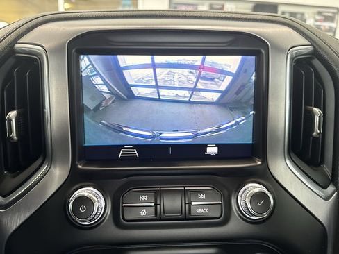 Certified 2022 GMC Sierra 1500 SLE image 14