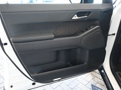 Used 2024 Lexus GX 550 image 10