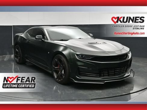 Used 2020 Chevrolet Camaro SS RWD image 1