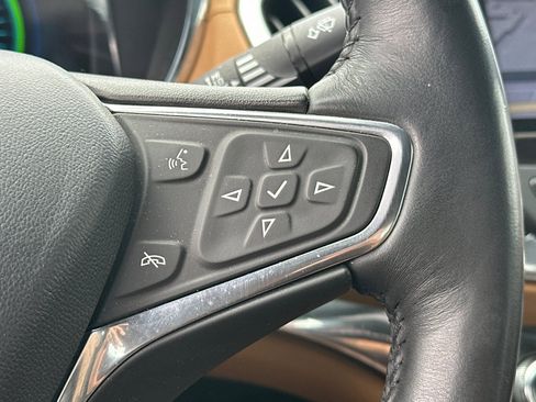 Used 2017 Chevrolet Volt Premier w/ Driver Confidence II Package image 36