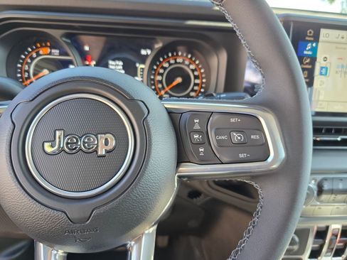 New 2025 Jeep Wrangler Sahara w/ Safety Group AWD/4WD image 18