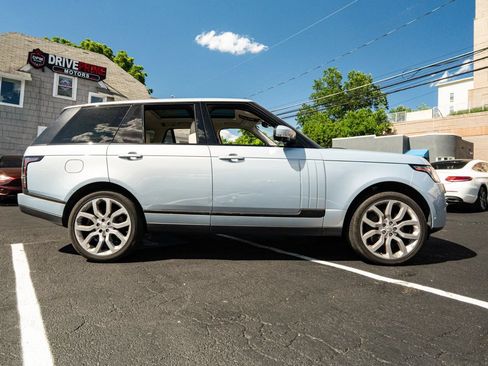 Used 2014 Land Rover Range Rover Supercharged AWD/4WD image 2