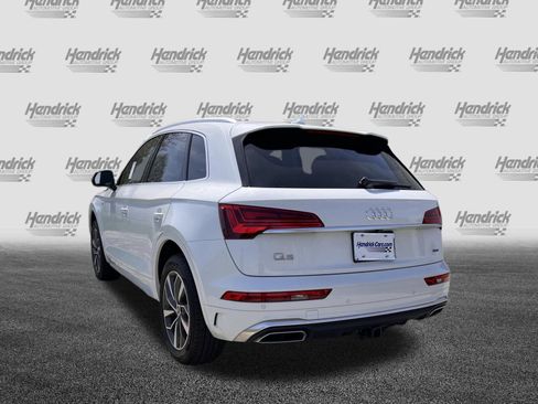 Used 2023 Audi Q5 2.0T Premium w/ Convenience Package image 8