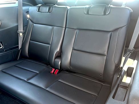 Used 2023 Ford Explorer XLT w/ Equipment Group 202A image 20