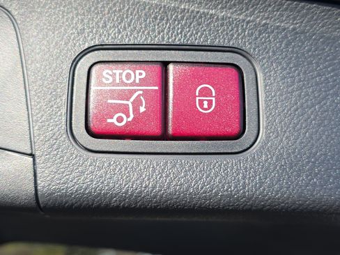 Certified 2025 Mercedes-Benz GLA 250 GLA 250 image 13