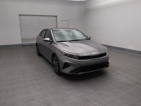 Used 2024 Kia Forte LXS w/ LXS Technology Package image 13