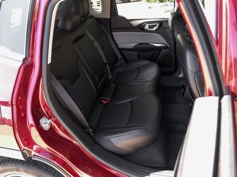 Used 2022 Jeep Compass Limited image 47