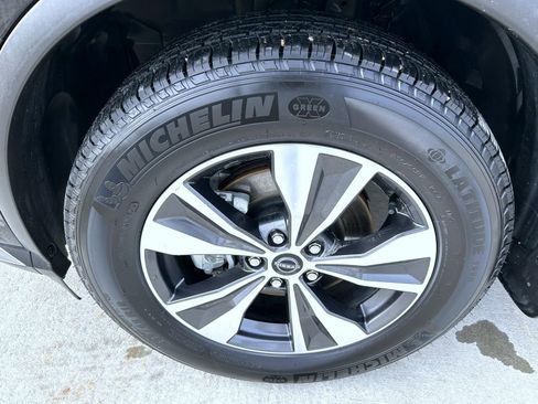 Certified 2024 Nissan Murano SV image 22