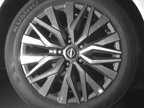 Used 2025 Nissan Altima 2.5 SV image 15