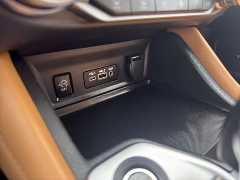 Certified 2025 Nissan Sentra SV w/ SV Premium Package FWD image 17