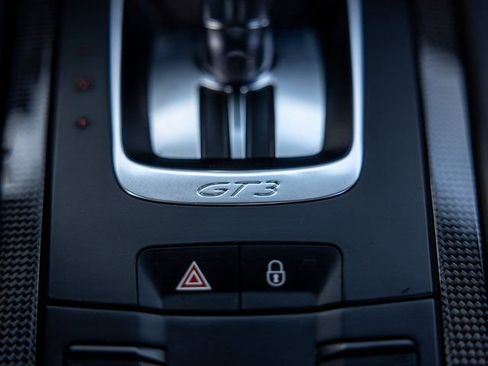 Used 2015 Porsche 911 GT3 w/ Carbon Interior Package RWD image 46