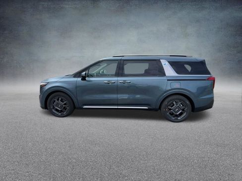 Used 2025 Kia Carnival SX image 14