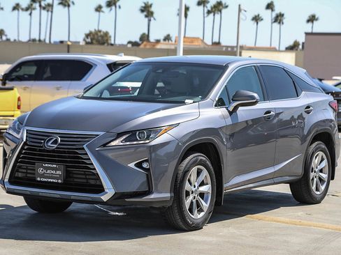 Used 2018 Lexus RX 350 FWD w/ Accessory Package image 3