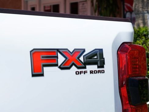Used 2023 Ford F250 XLT w/ XLT Premium Package AWD/4WD image 52