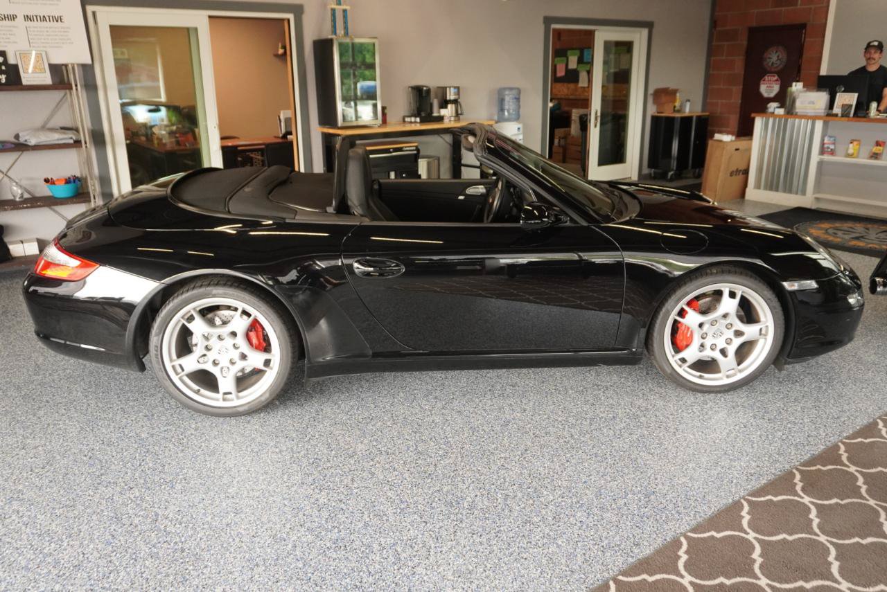 Used 2006 Porsche 911 Carrera S RWD image 5