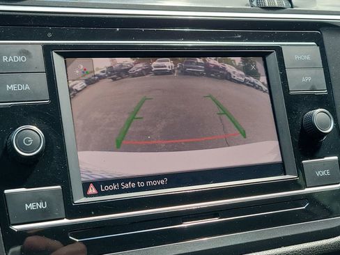 Used 2024 Volkswagen Tiguan S AWD/4WD image 28