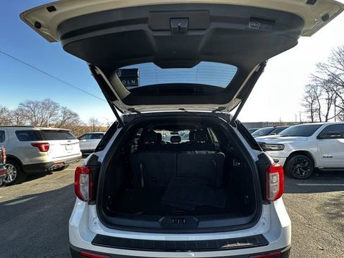 Certified 2023 Ford Explorer ST-Line image 41