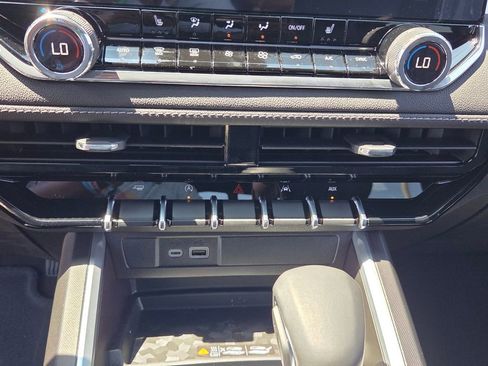 New 2026 Chevrolet Colorado LT w/ LT Convenience Package RWD image 20