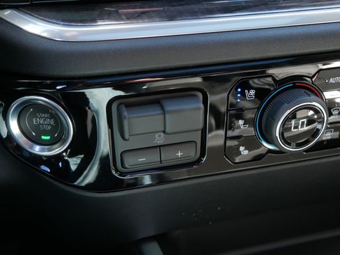New 2026 Chevrolet Silverado 3500 LTZ AWD/4WD image 11