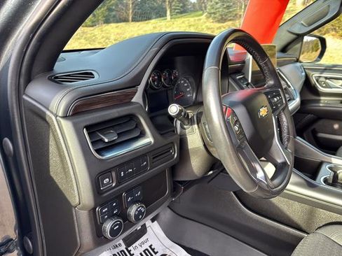 Used 2021 Chevrolet Suburban LS image 13