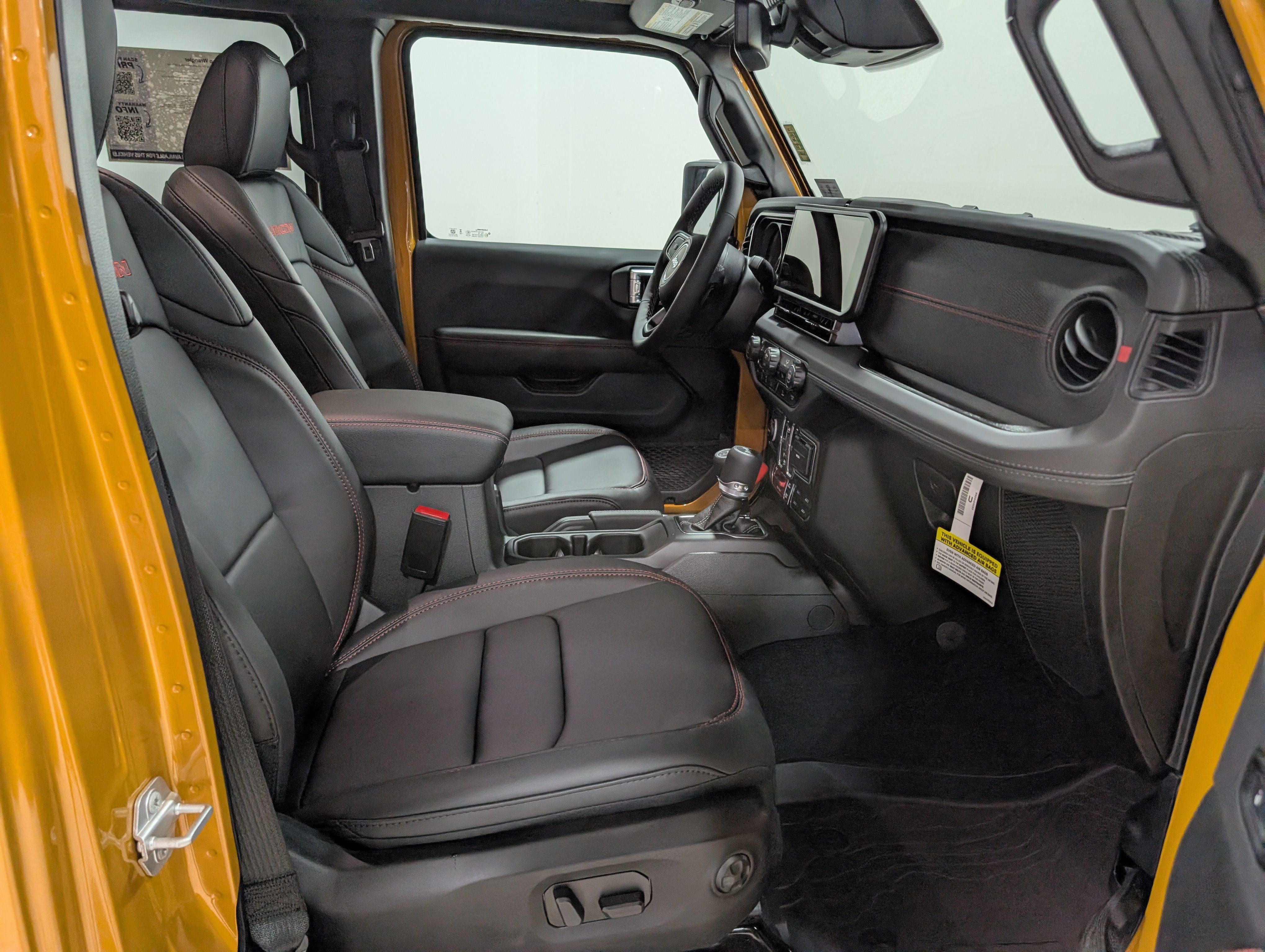 Used 2026 Jeep Wrangler Unlimited Rubicon AWD/4WD image 18