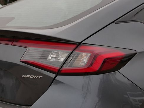 Used 2025 Honda Civic Sport image 16