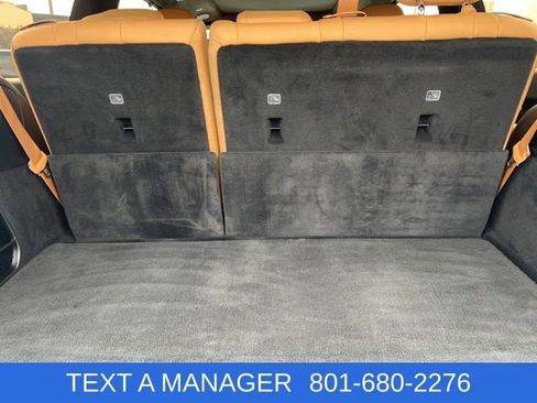 Used 2022 Jeep Grand Wagoneer Series III w/ Rear Seat Video Group 1 AWD/4WD image 53