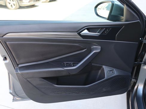 Used 2019 Volkswagen Jetta SEL image 14