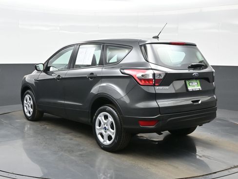 Used 2018 Ford Escape S image 4