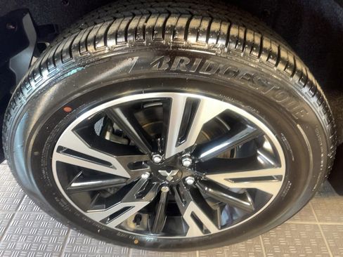 Used 2024 Mitsubishi Eclipse Cross SEL image 5