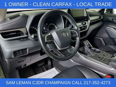 Used 2023 Toyota Highlander XLE image 9