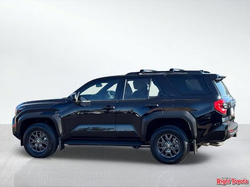 Certified 2026 Toyota 4Runner SR5 AWD/4WD image 5