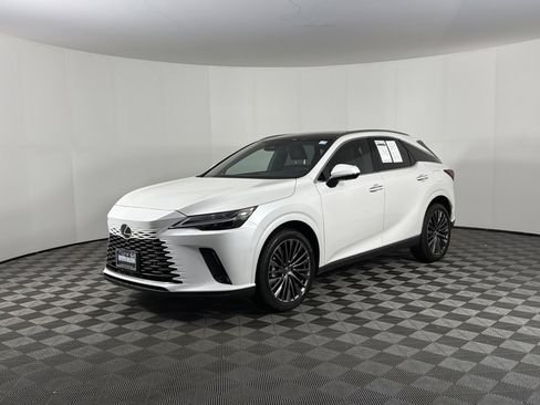 Used 2025 Lexus RX 450h AWD w/ Luxury Package image 3