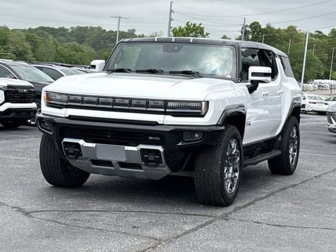 Used 2025 GMC Hummer EV 3X w/ LPO, Cargo Utility Package AWD/4WD image 12