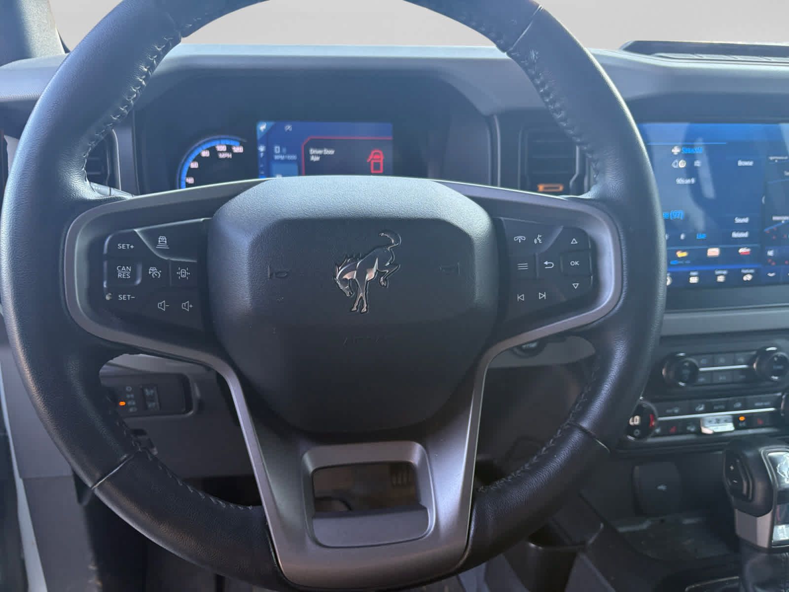 Used 2023 Ford Bronco Badlands AWD/4WD image 11