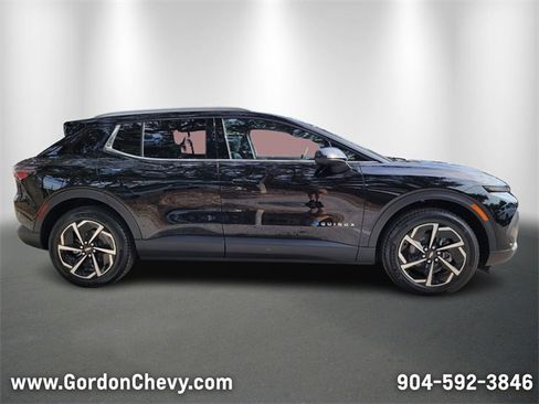 New 2026 Chevrolet Equinox EV LT image 8