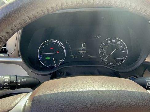 Certified 2023 Toyota Sienna Platinum AWD/4WD image 10