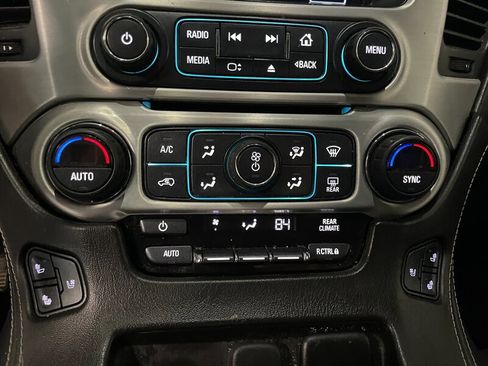 Used 2017 GMC Yukon SLT image 17