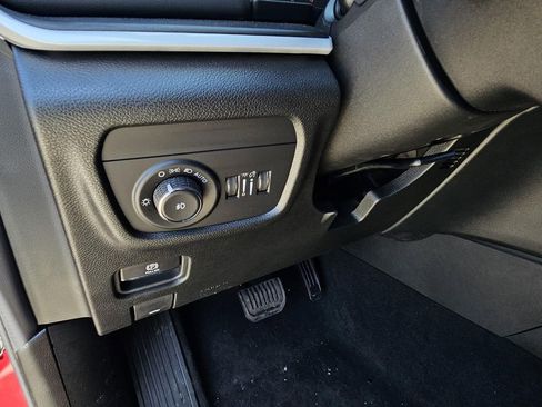 New 2025 Jeep Grand Cherokee Limited image 16