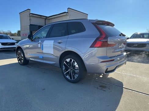 New 2026 Volvo XC60 B5 Plus w/ Protection Package Premier image 5