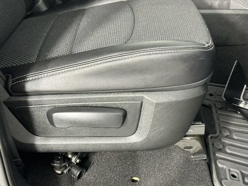 Used 2018 RAM 1500 Sport w/ Quick Order Package 26Q Night AWD/4WD image 22