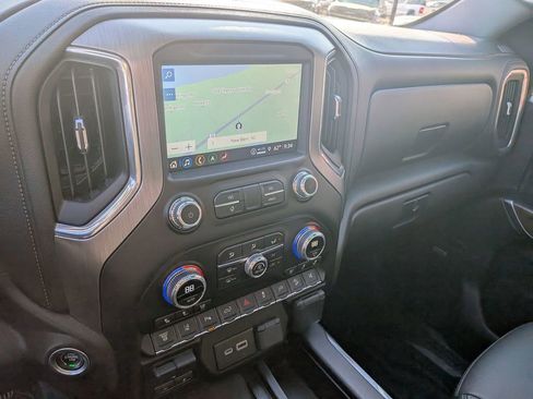 Certified 2023 GMC Sierra 2500 Denali w/ Denali Ultimate Package image 19